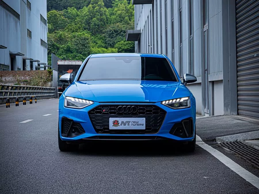 Audi S4