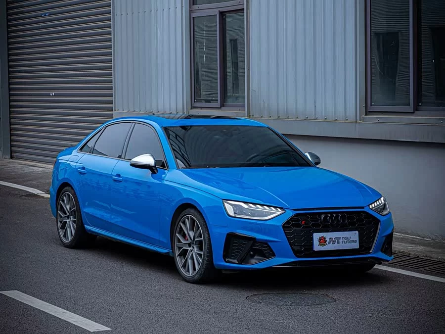 Audi S4