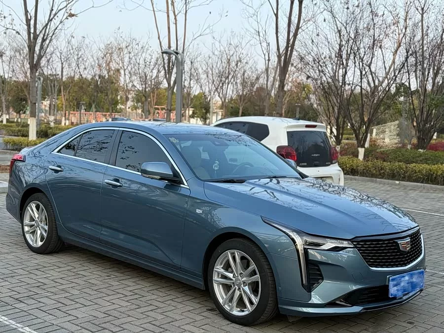 Cadillac CT4