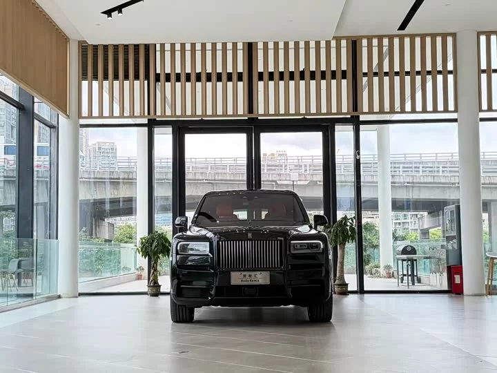 Rolls Royce Cullinan