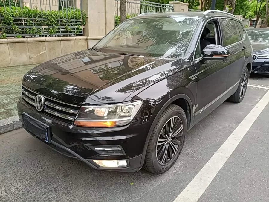 Volkswagen Tiguan L