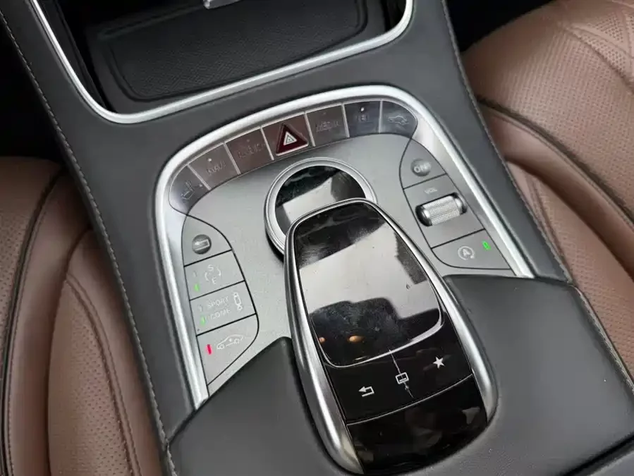 Mercedes Benz Maybach S-Class