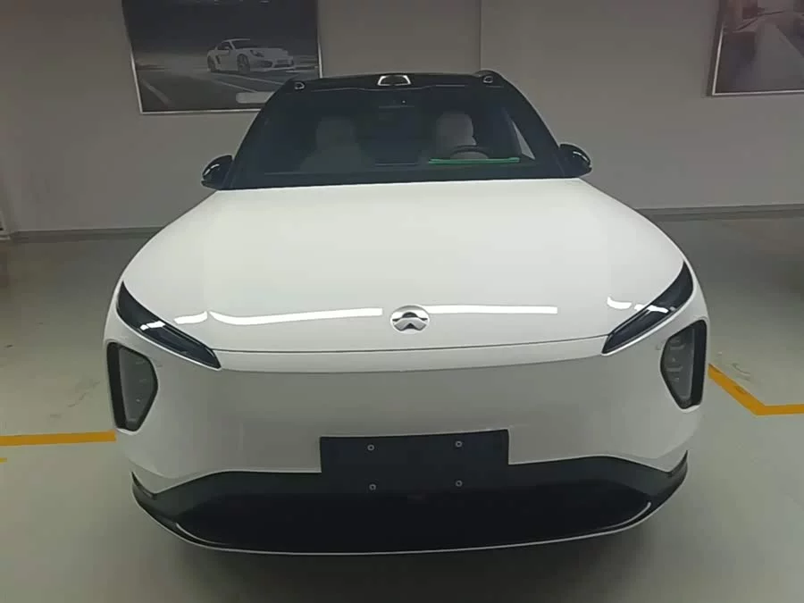 NIO ES6