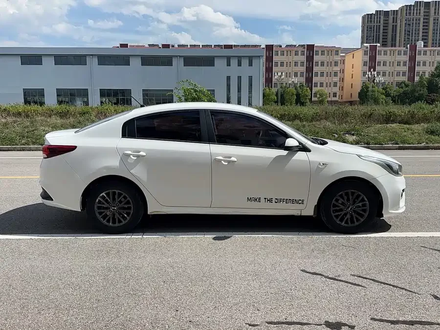 Kia K2