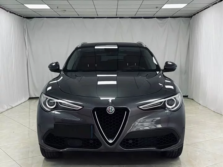 alfa romeo Stelvio