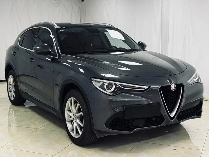 alfa romeo Stelvio