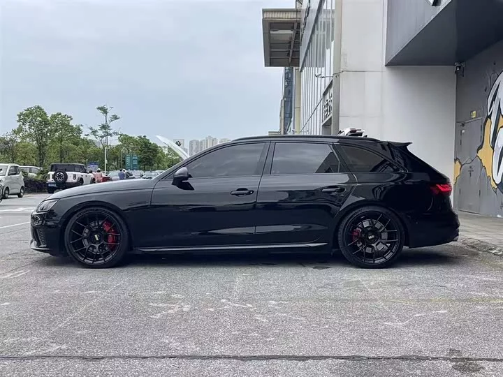 Audi S4