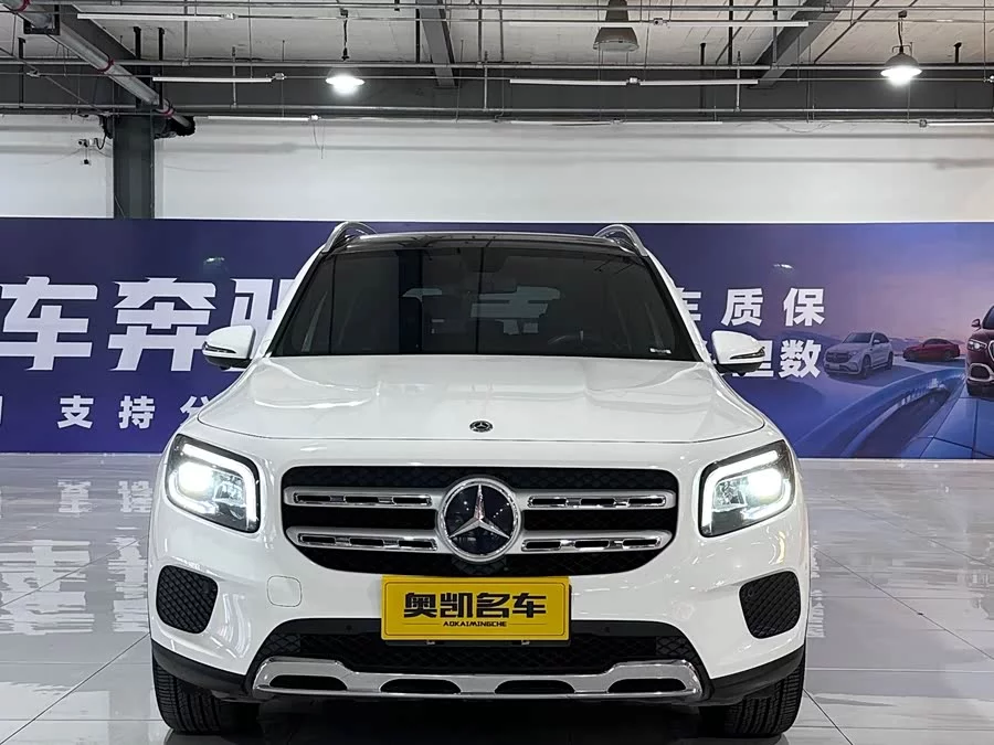Mercedes Benz GLB