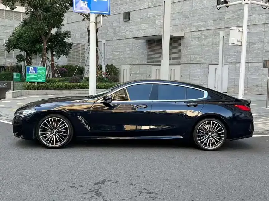 BMW 8 series