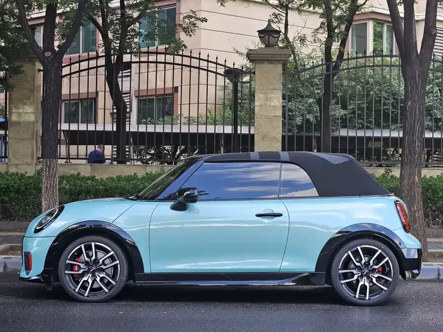 MINI JCW