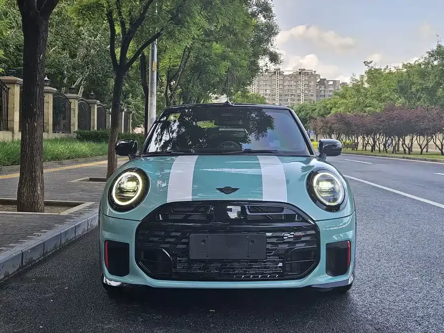 MINI JCW