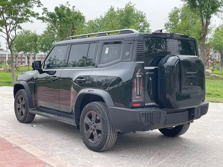 Jetour traveler