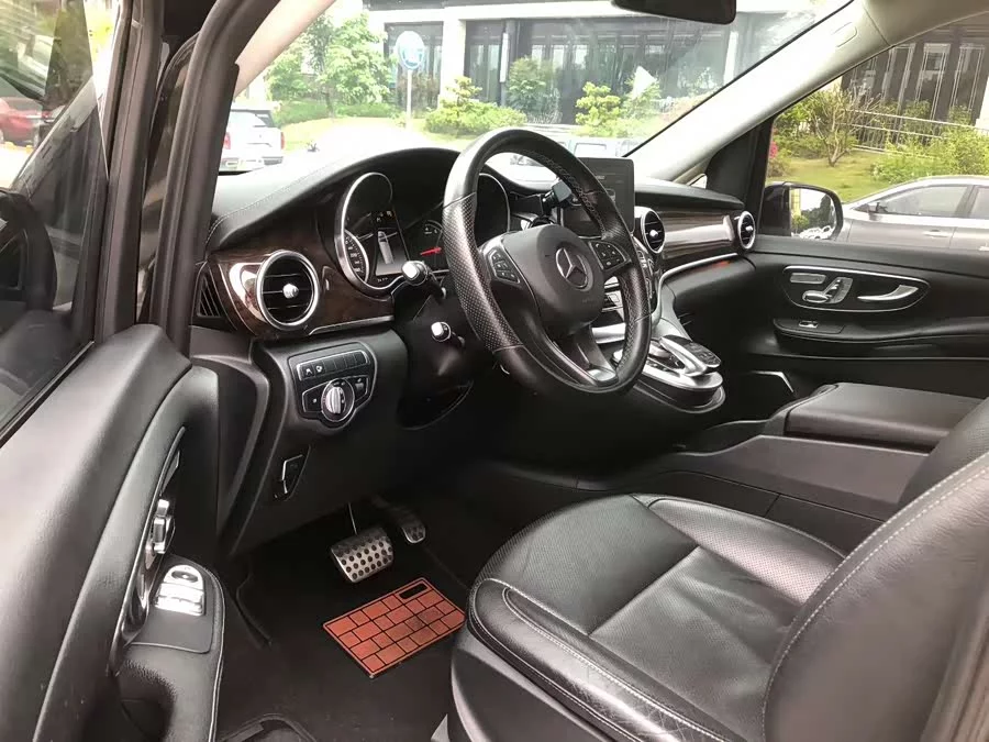 Mercedes Benz Class V