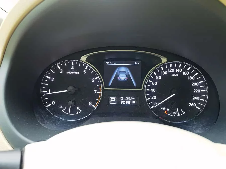Nissan Teana