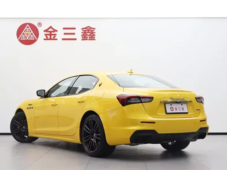 Maserati Ghibli