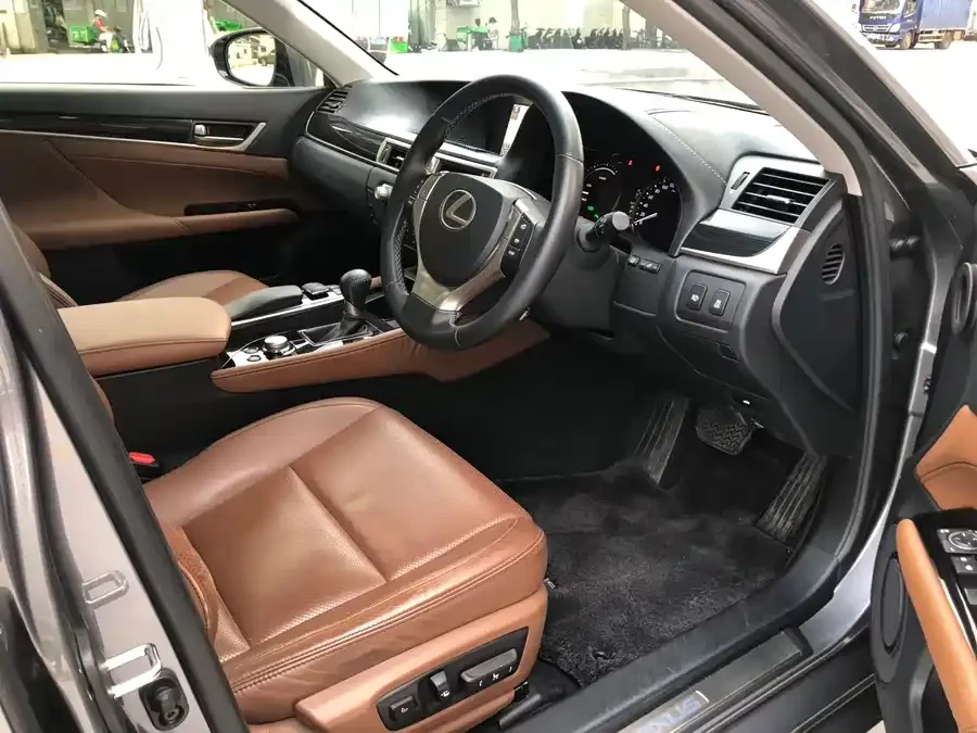 Lexus GS