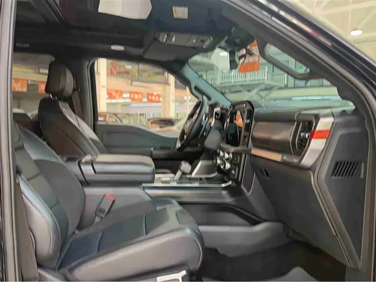 Ford F-150 Raptor