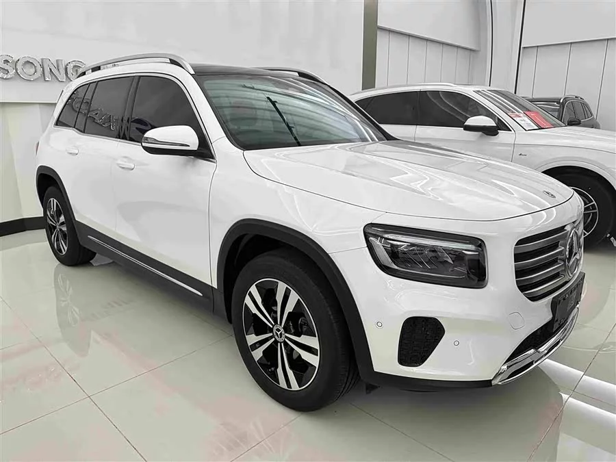 Mercedes Benz GLB