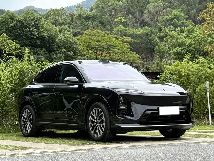 NIO EC6