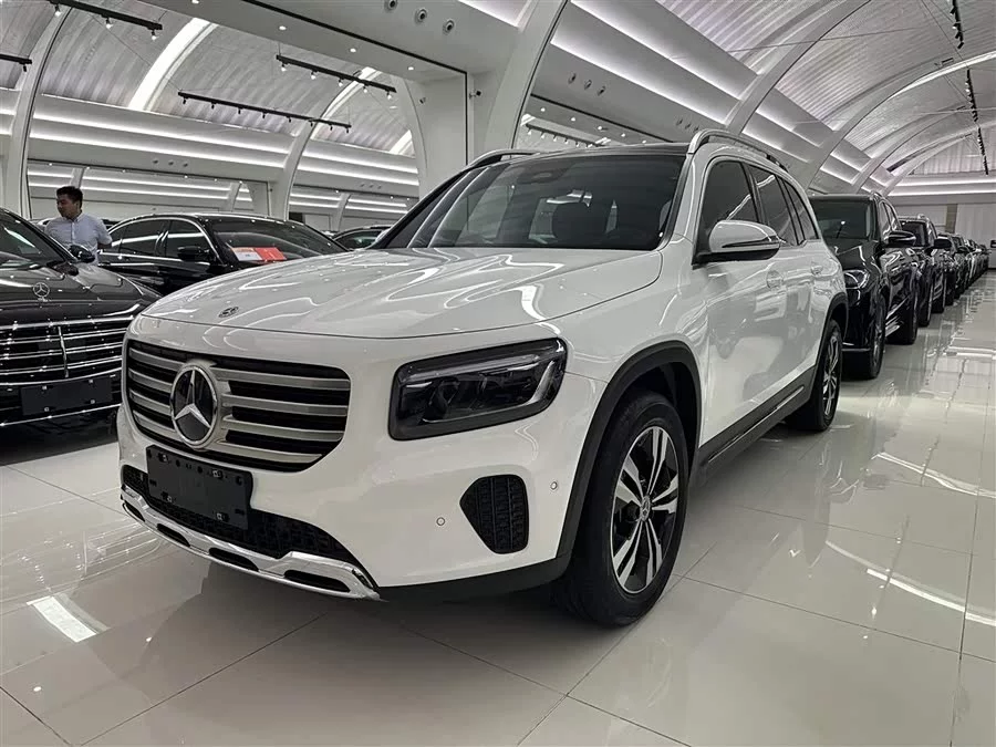 Mercedes Benz GLB