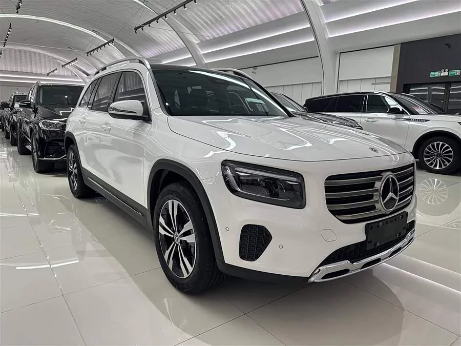 Mercedes Benz GLB