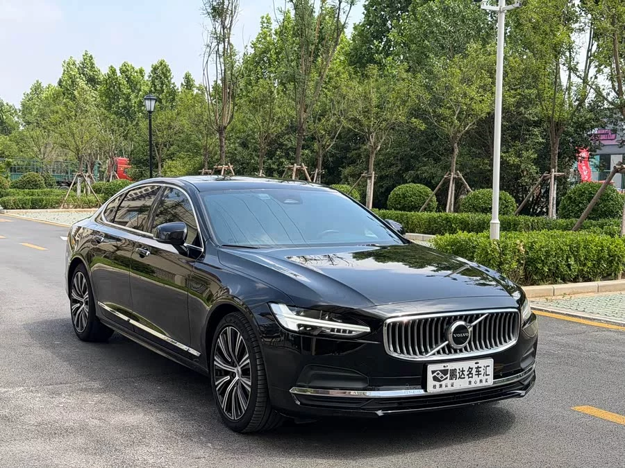 Volvo S90
