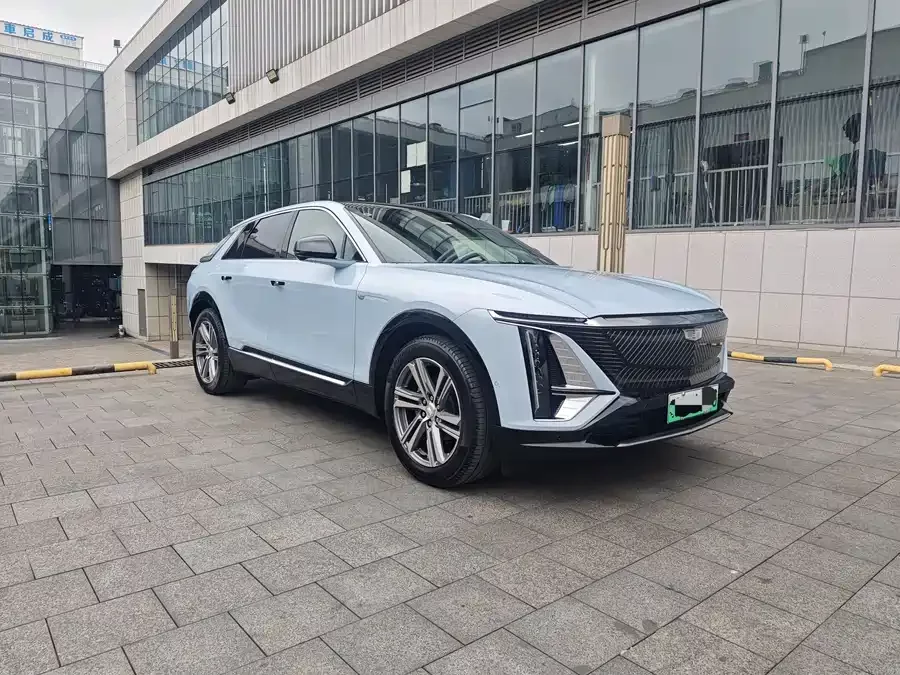 Cadillac IQ Ruige