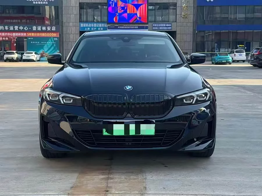 BMW i3