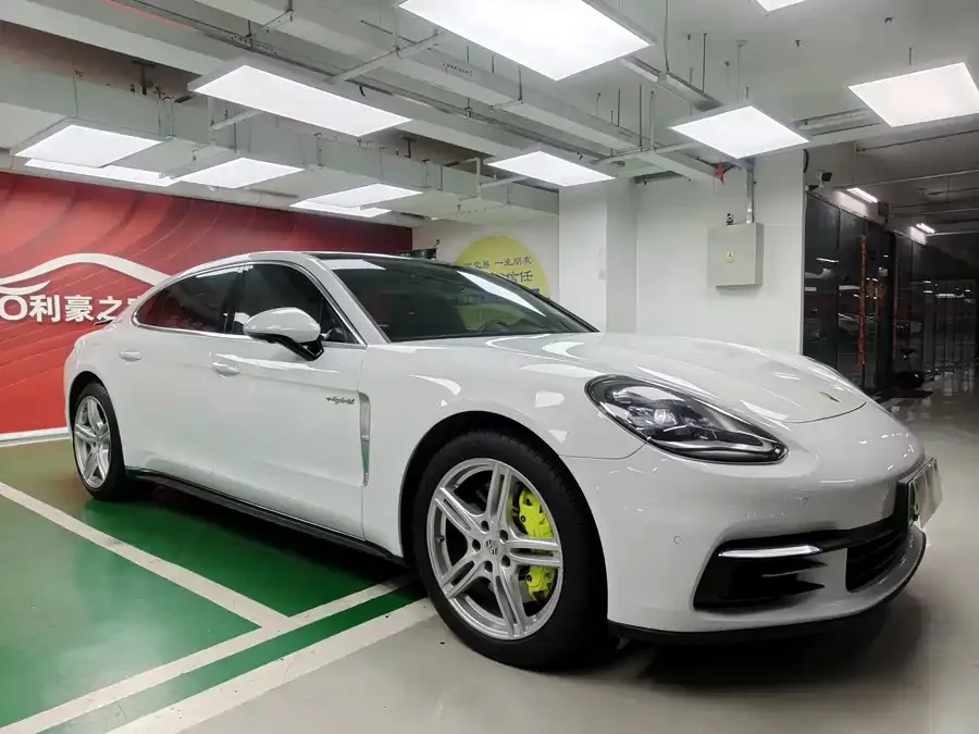 Porsche Panamera New Energy