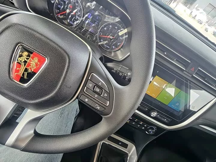 Roewe RX3