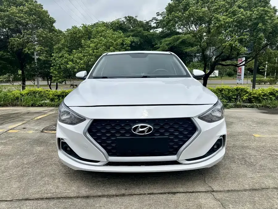 Hyundai Elantra / Celesta
