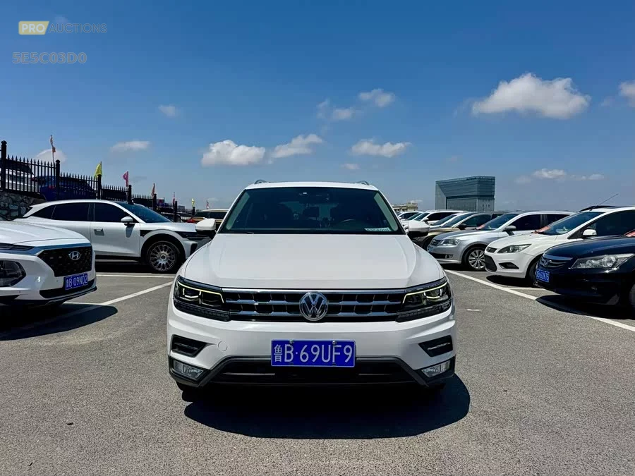 Volkswagen Tiguan L