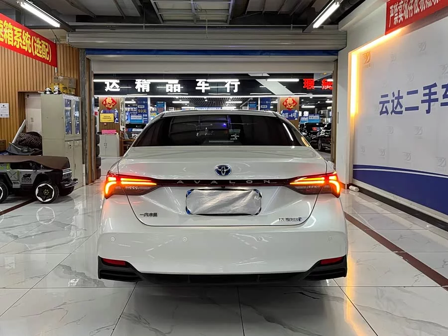 Toyota Avalon