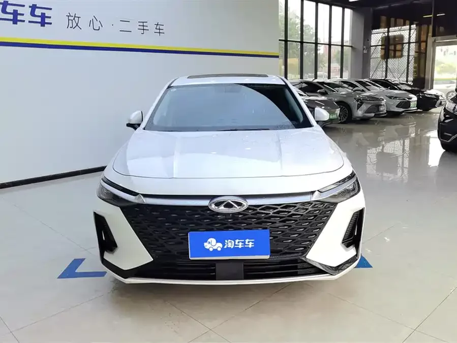Chery Arrizo 8