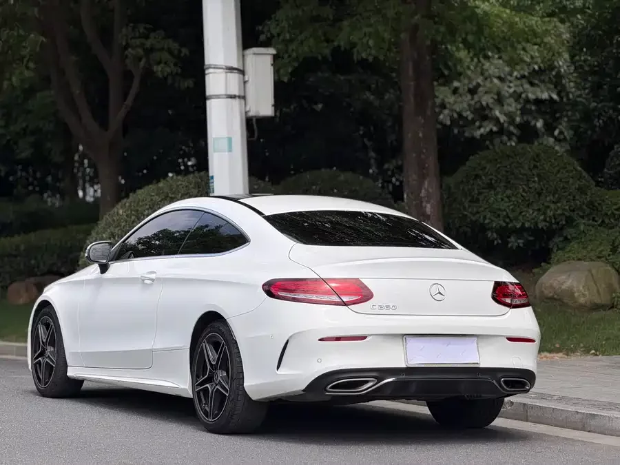 Mercedes-Benz C-Class