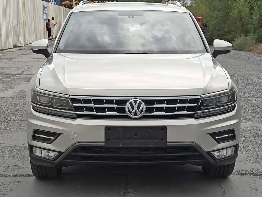 Volkswagen Tiguan L