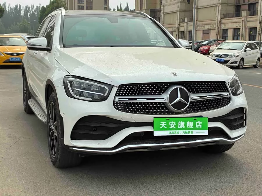 Mercedes Benz GLC