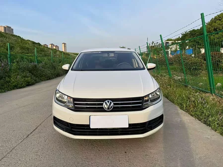 Volkswagen Santana