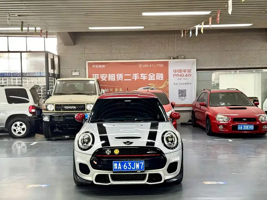MINI JCW