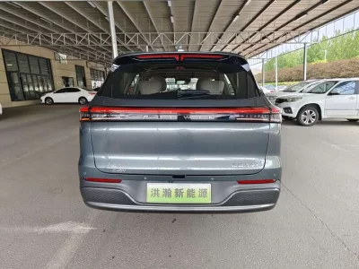 Chery Fengyun T8