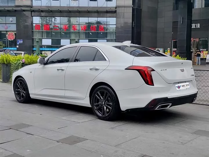 Cadillac CT4