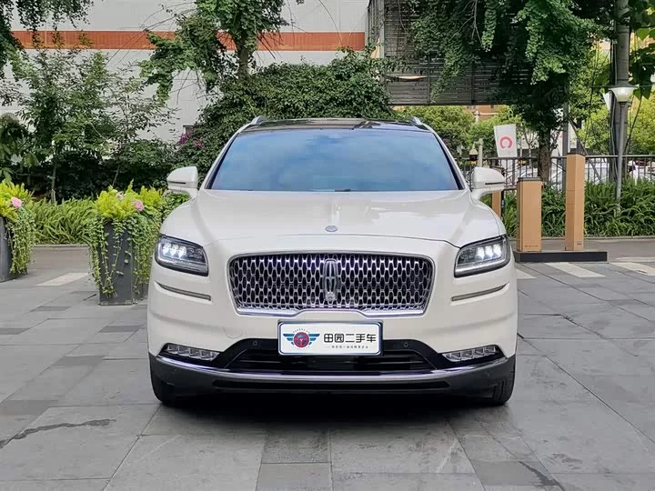 Lincoln navigator