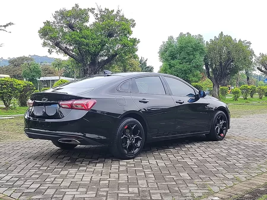 Chevrolet Malibu XL