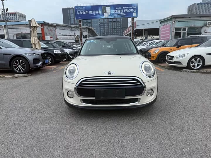 MINI 