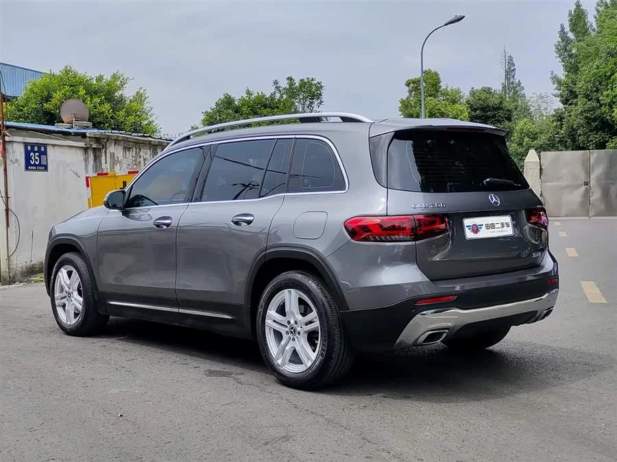 Mercedes Benz GLB