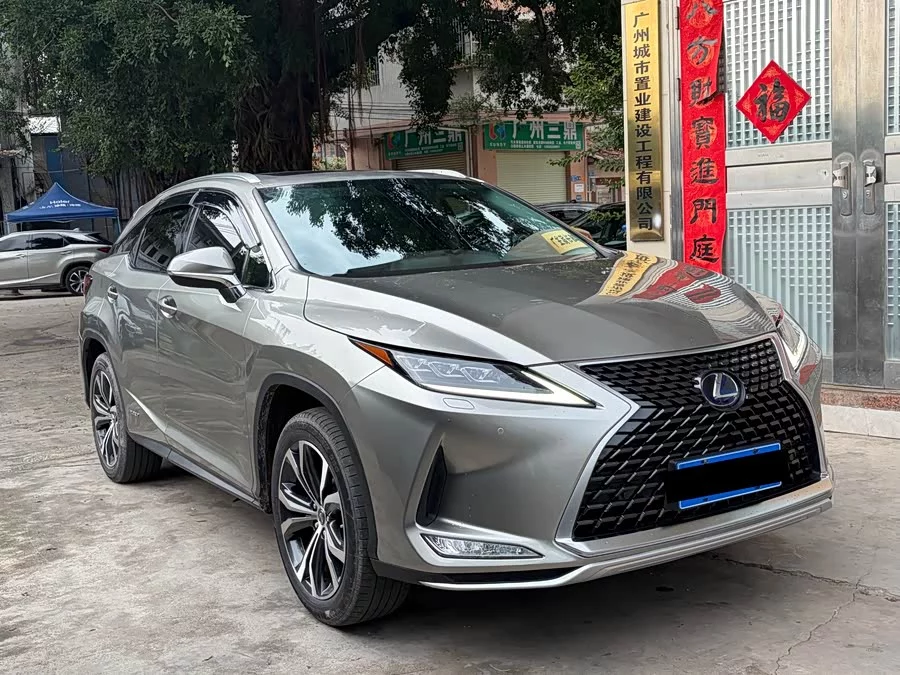 Lexus RX