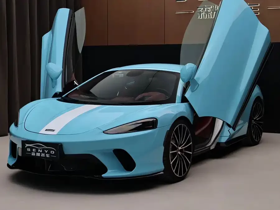 McLaren GT