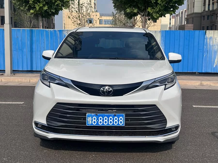 Toyota SIENNA