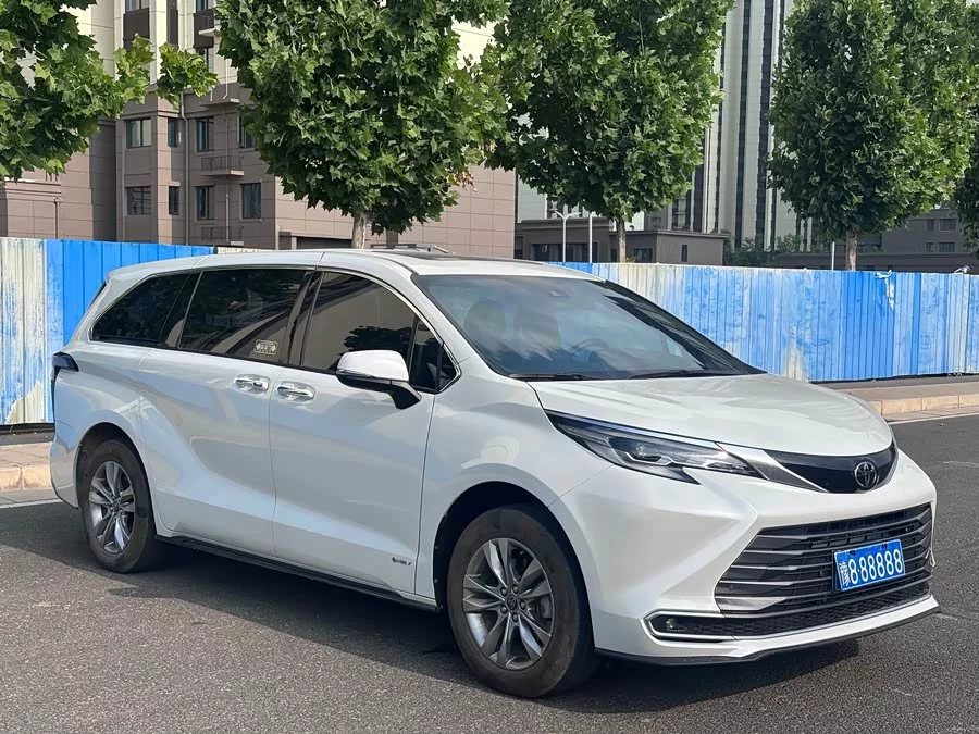 Toyota SIENNA