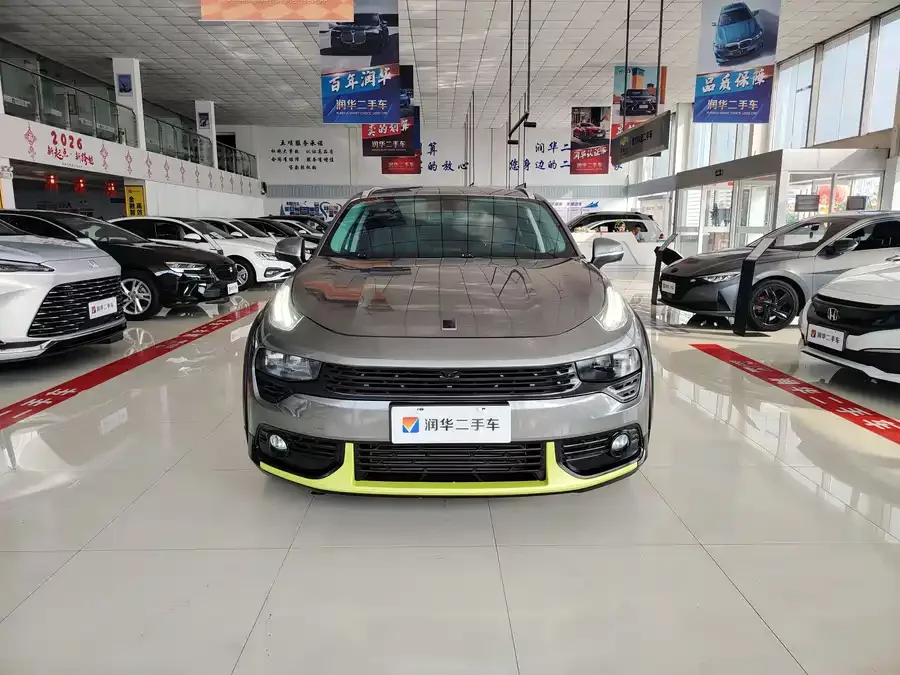Lynk & Co 02
